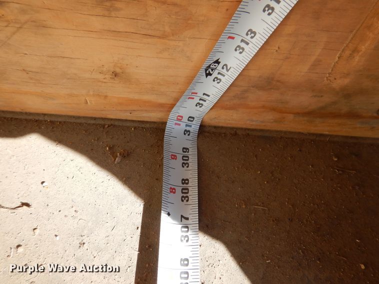 image for item KY9697 2002 Jensen  enclosed cargo trailer