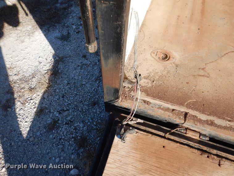 image for item KY9697 2002 Jensen  enclosed cargo trailer