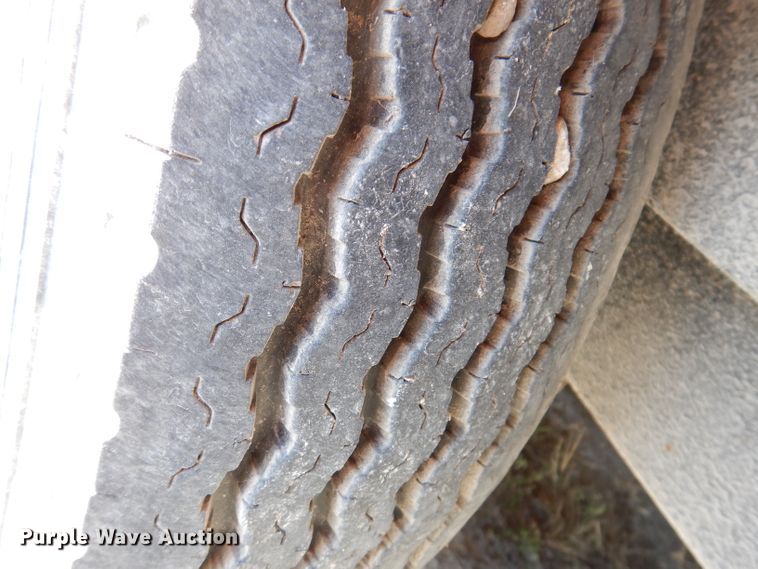 image for item KY9697 2002 Jensen  enclosed cargo trailer