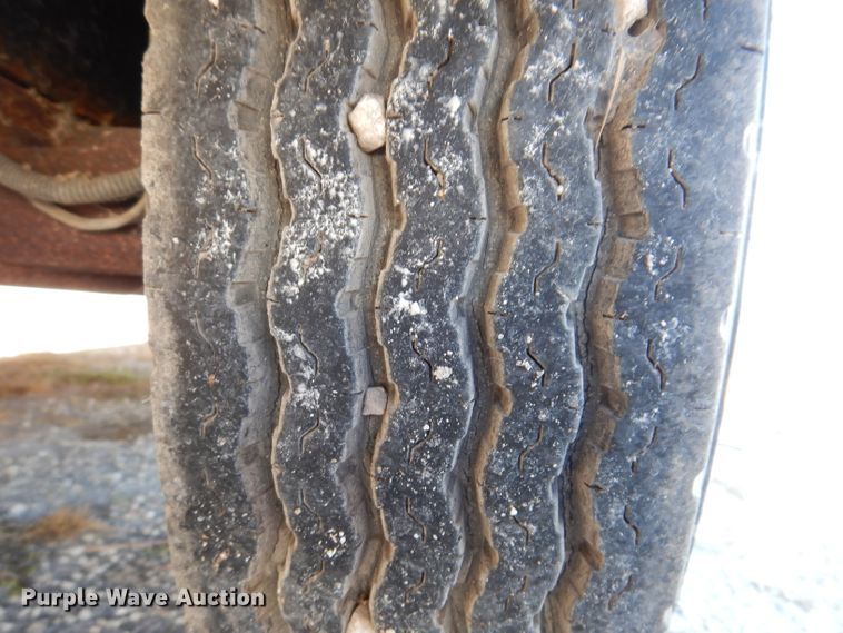 image for item KY9697 2002 Jensen  enclosed cargo trailer