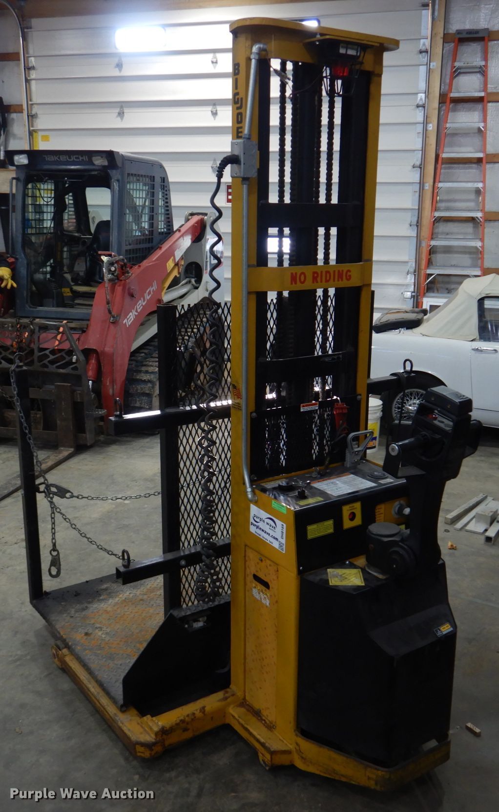 Big Joe PDBB20T12 order picker in Tebbetts, MO Item DH8169 sold