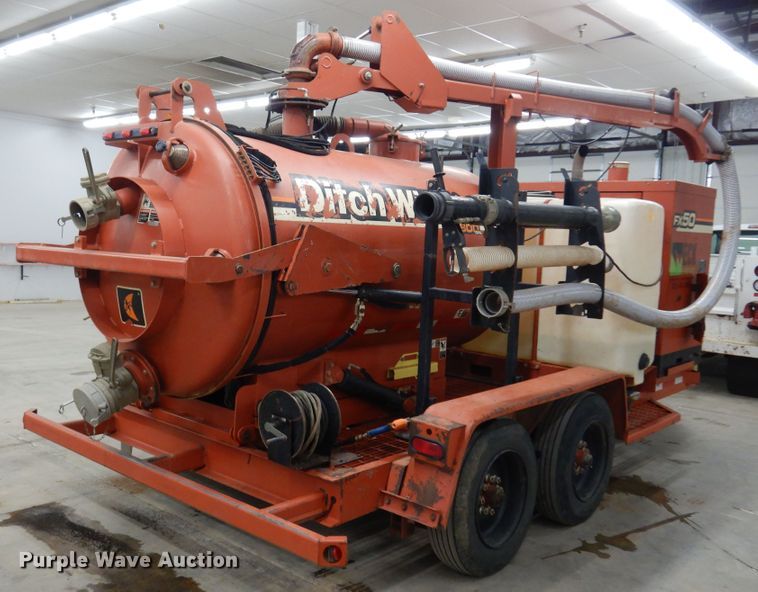 image for item DF0027 2013 Ditch Witch FX50  vacuum excavator