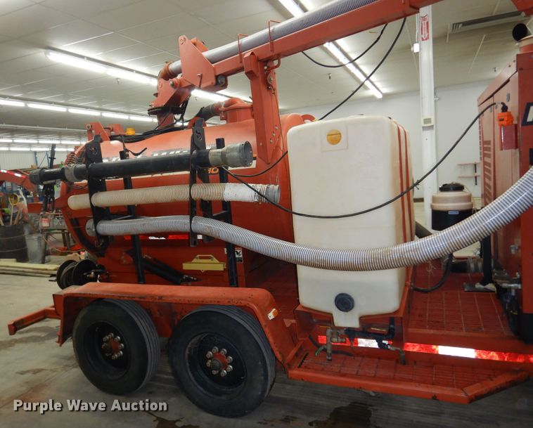 image for item DF0027 2013 Ditch Witch FX50  vacuum excavator
