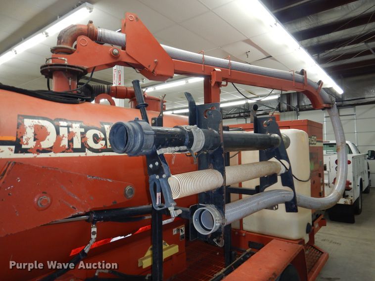 image for item DF0027 2013 Ditch Witch FX50  vacuum excavator