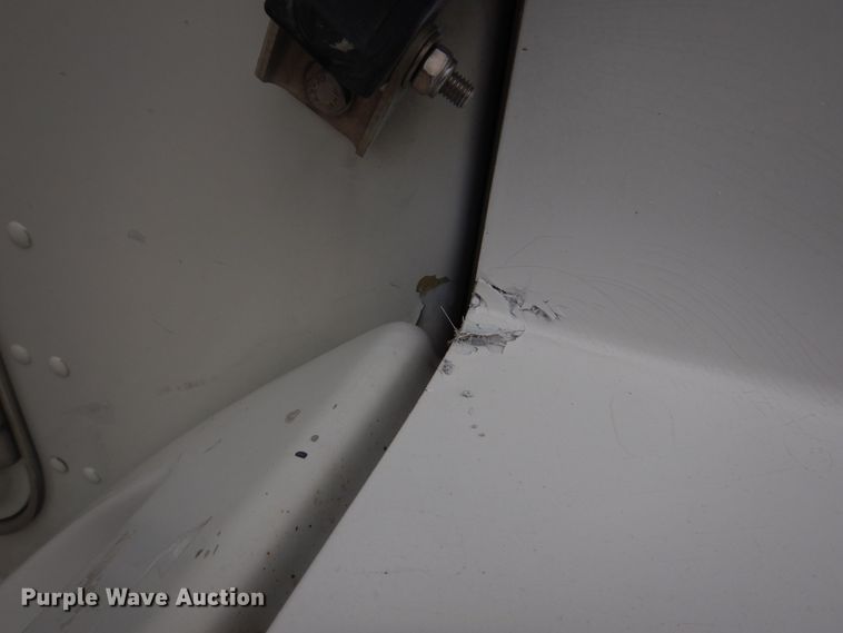 image for item DH8126 2000 Kenworth T300  refuse truck