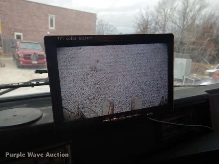 image for item DH8126 2000 Kenworth T300  refuse truck