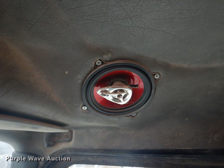 image for item DH8126 2000 Kenworth T300  refuse truck