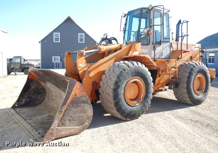 image for item DH8830 1994 Fiat-Hitachi FR160  wheel loader
