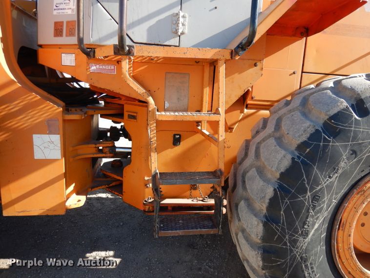 image for item DH8830 1994 Fiat-Hitachi FR160  wheel loader
