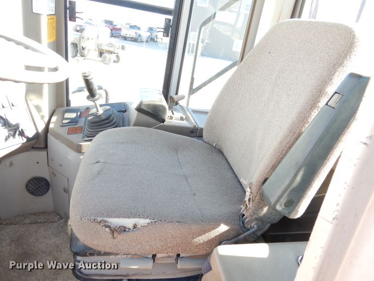 image for item DH8830 1994 Fiat-Hitachi FR160  wheel loader