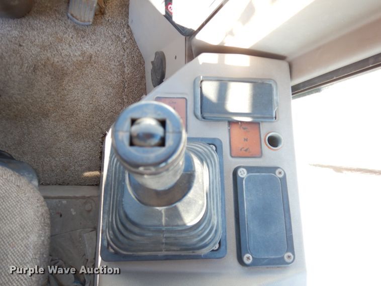 image for item DH8830 1994 Fiat-Hitachi FR160  wheel loader