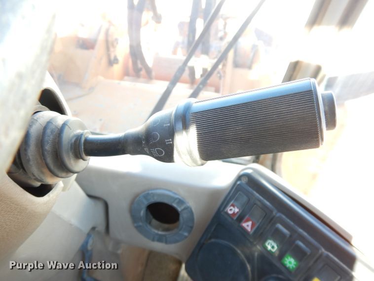 image for item DH8830 1994 Fiat-Hitachi FR160  wheel loader