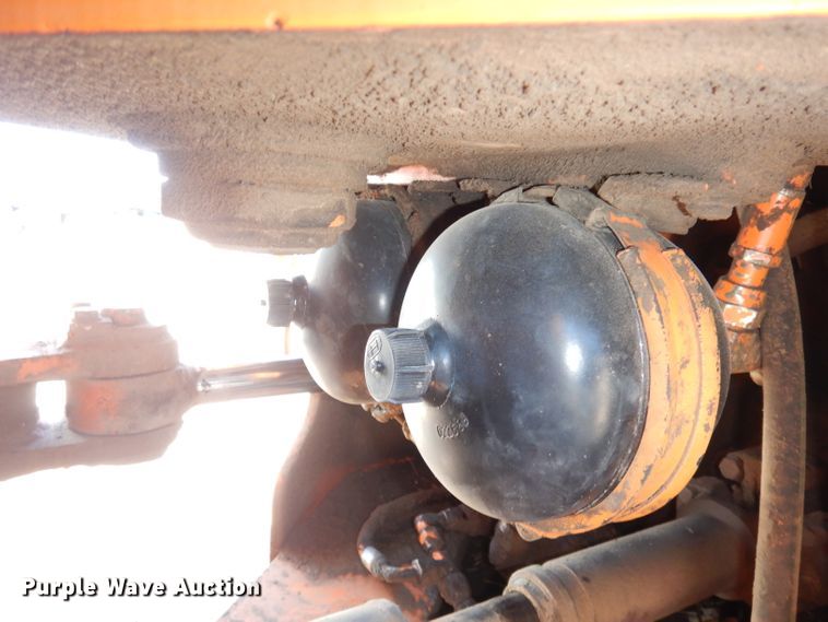 image for item DH8830 1994 Fiat-Hitachi FR160  wheel loader