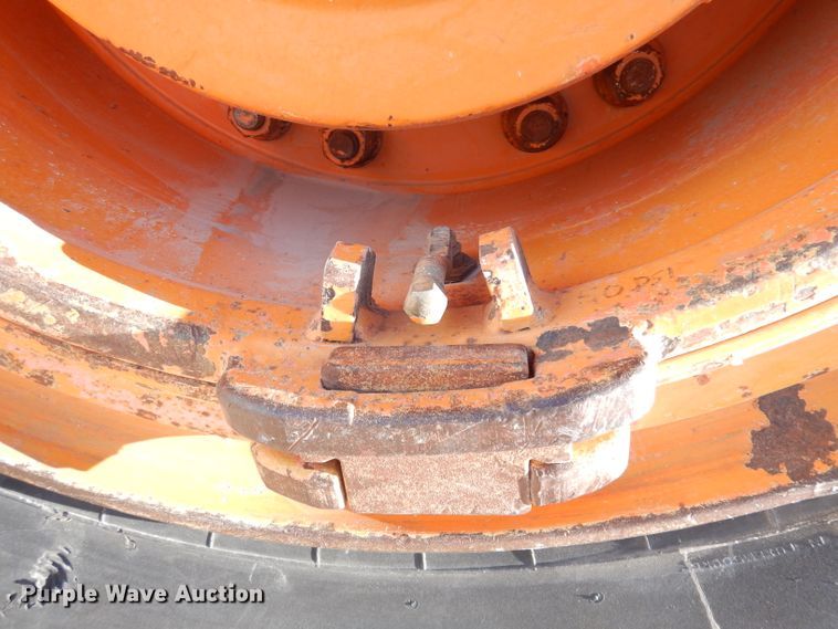 image for item DH8830 1994 Fiat-Hitachi FR160  wheel loader