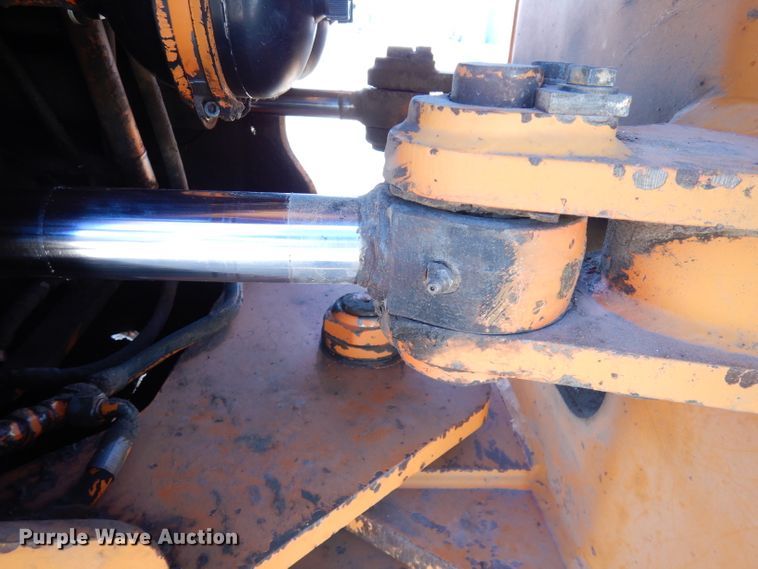 image for item DH8830 1994 Fiat-Hitachi FR160  wheel loader