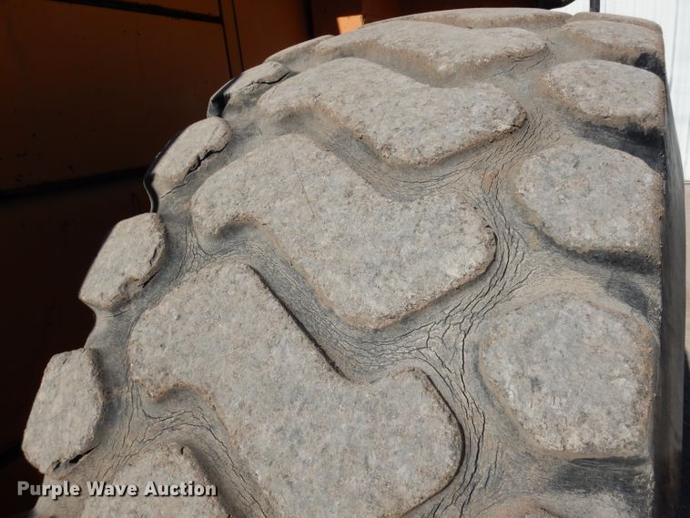 image for item DH8830 1994 Fiat-Hitachi FR160  wheel loader