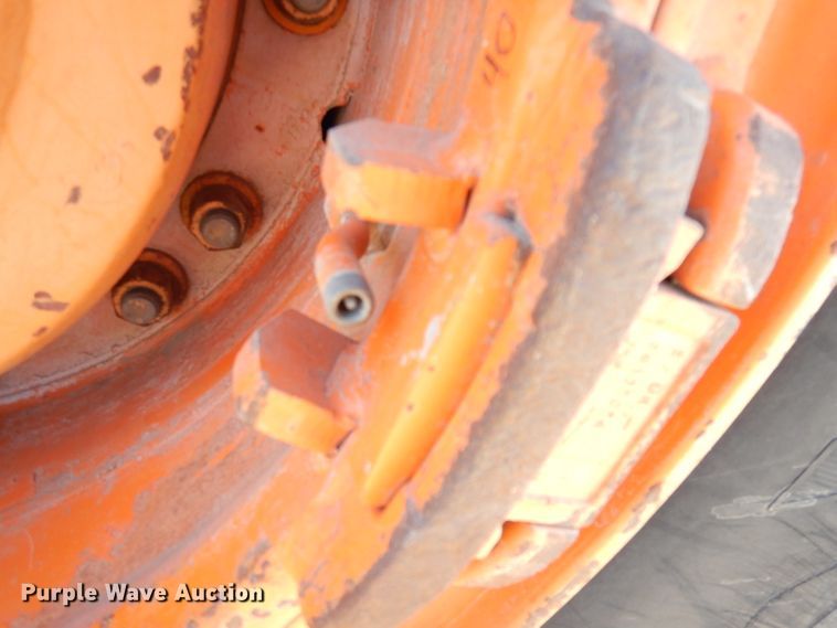 image for item DH8830 1994 Fiat-Hitachi FR160  wheel loader