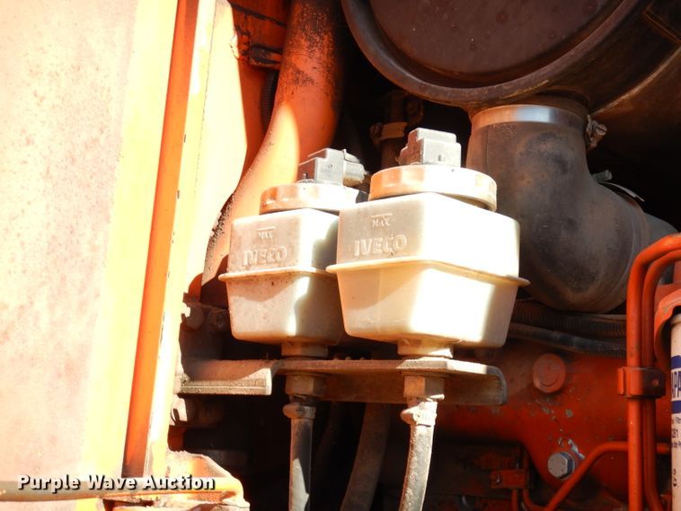 image for item DH8830 1994 Fiat-Hitachi FR160  wheel loader