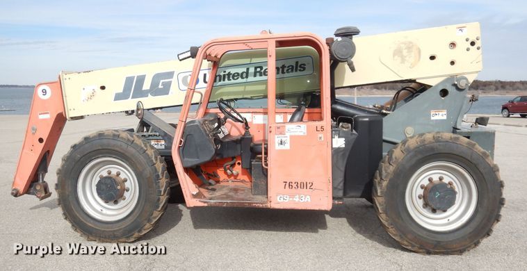 image for item DH8852 2005 JLG G943A  telehandler