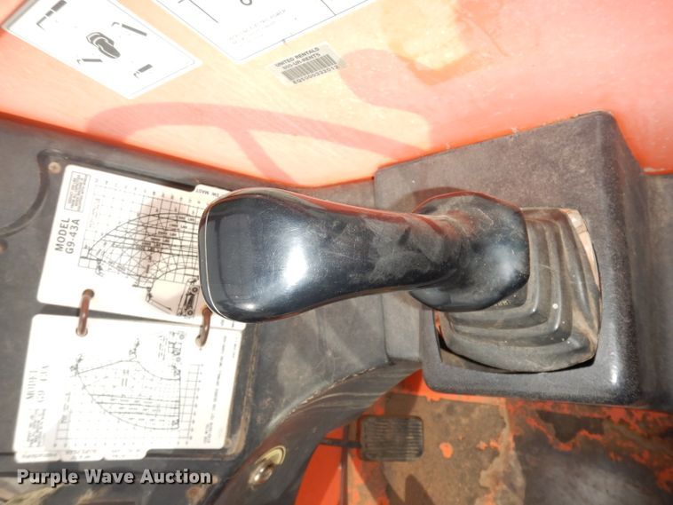 image for item DH8852 2005 JLG G943A  telehandler