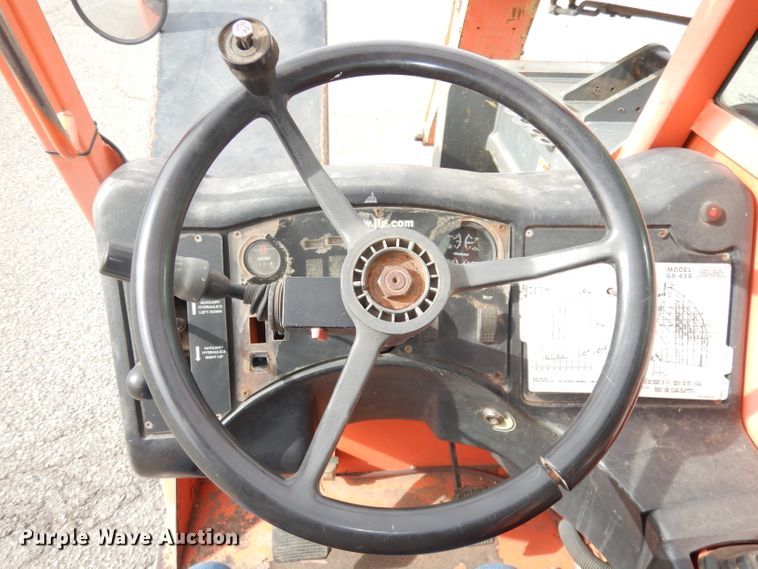 image for item DH8852 2005 JLG G943A  telehandler