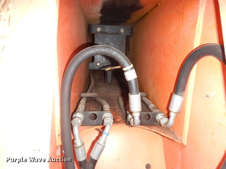 image for item DH8852 2005 JLG G943A  telehandler