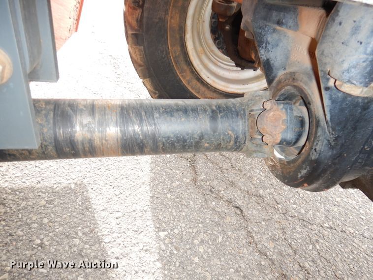 image for item DH8852 2005 JLG G943A  telehandler