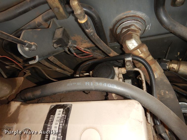 image for item DH8852 2005 JLG G943A  telehandler
