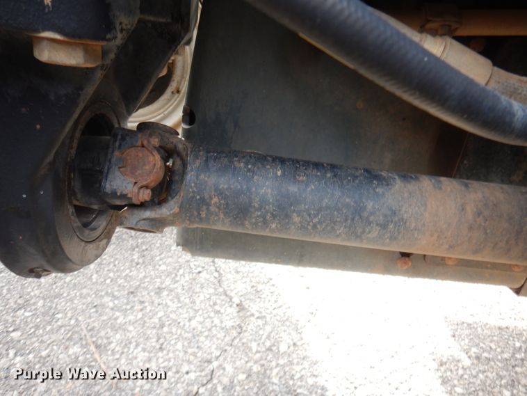 image for item DH8852 2005 JLG G943A  telehandler