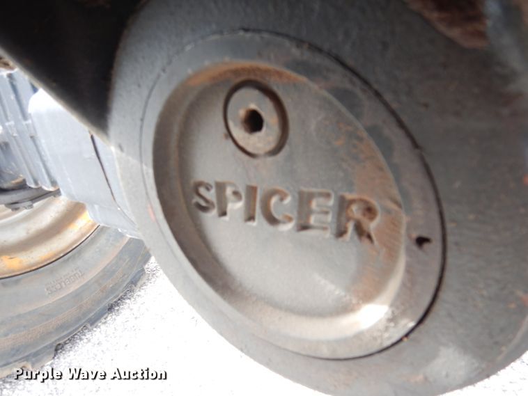 image for item DH8852 2005 JLG G943A  telehandler