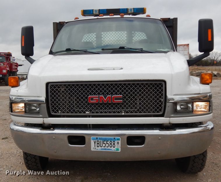 image for item DI8606 2005 GMC C4500  flatbed truck