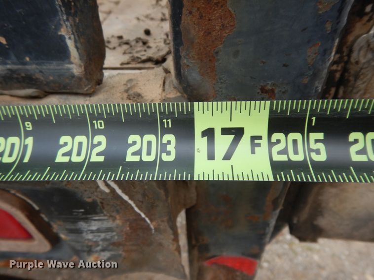 image for item DI8606 2005 GMC C4500  flatbed truck