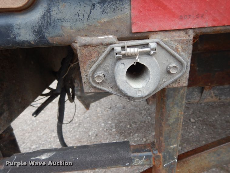 image for item DI8606 2005 GMC C4500  flatbed truck