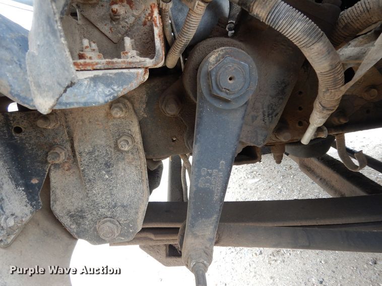 image for item DI8606 2005 GMC C4500  flatbed truck