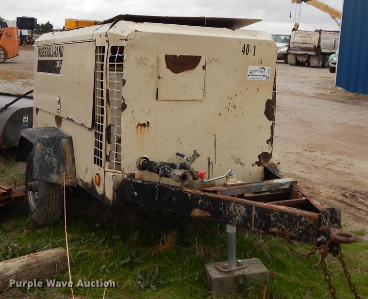 image for item DI8607 1998 Ingersoll Rand P375WCU  air compressor