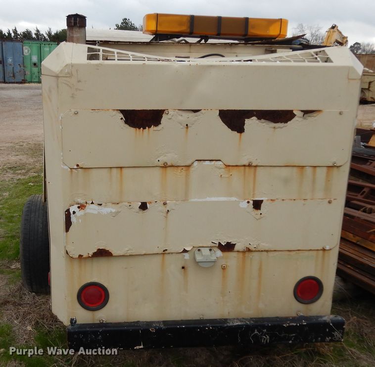 image for item DI8607 1998 Ingersoll Rand P375WCU  air compressor