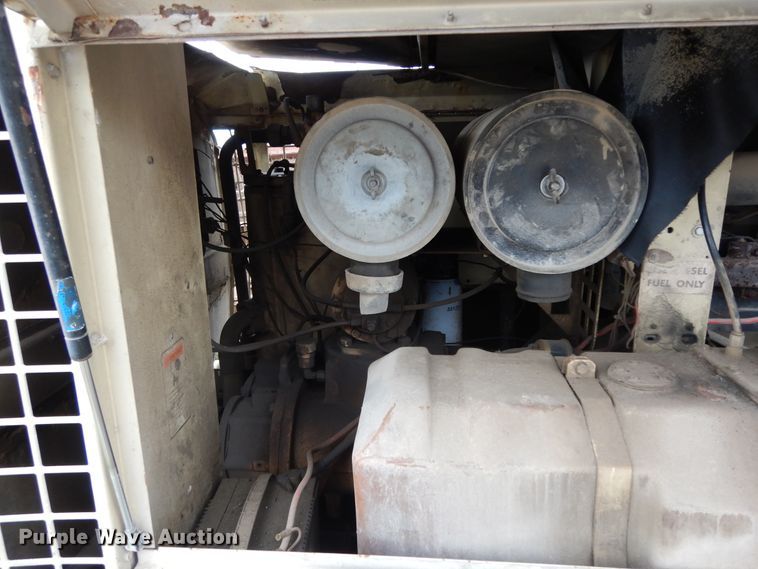 image for item DI8607 1998 Ingersoll Rand P375WCU  air compressor