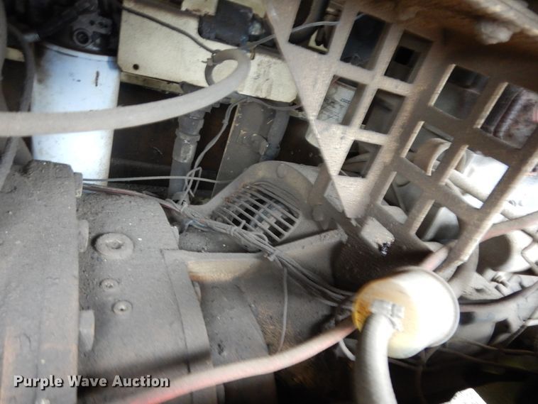 image for item DI8607 1998 Ingersoll Rand P375WCU  air compressor