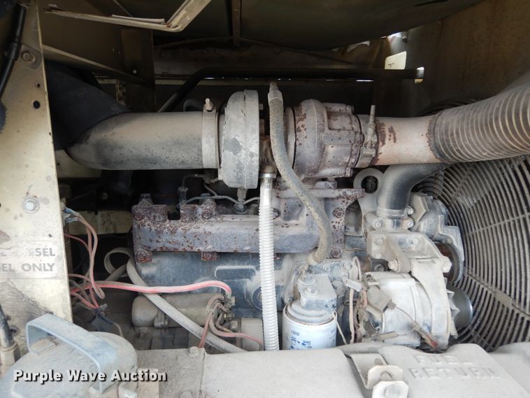 image for item DI8607 1998 Ingersoll Rand P375WCU  air compressor