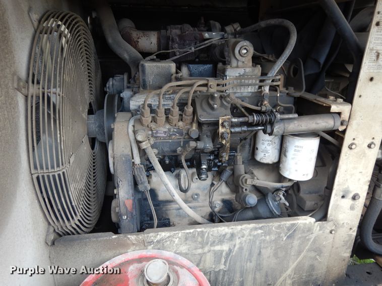 image for item DI8607 1998 Ingersoll Rand P375WCU  air compressor