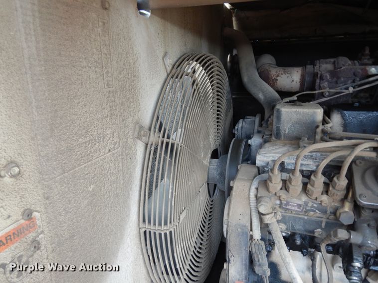 image for item DI8607 1998 Ingersoll Rand P375WCU  air compressor