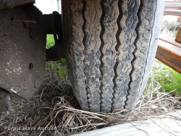 image for item DI8607 1998 Ingersoll Rand P375WCU  air compressor