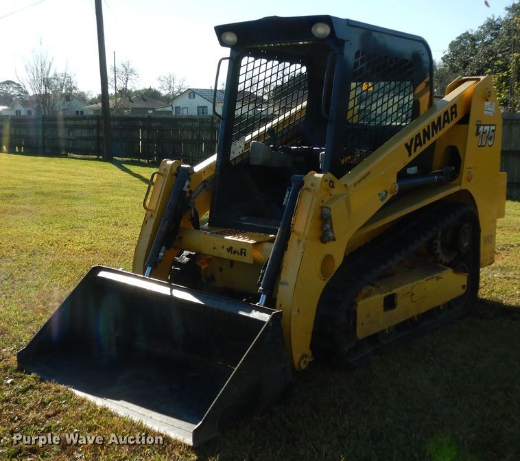 image for item DI8635 2017 Yanmar T175-1  tracked skid steer loader