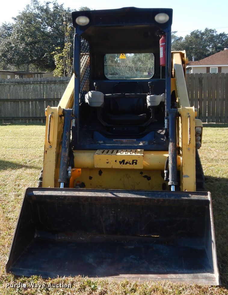 image for item DI8635 2017 Yanmar T175-1  tracked skid steer loader