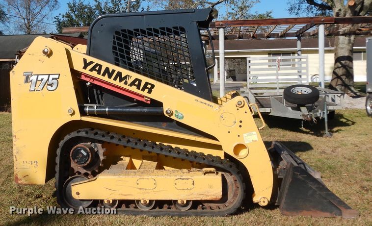 image for item DI8635 2017 Yanmar T175-1  tracked skid steer loader