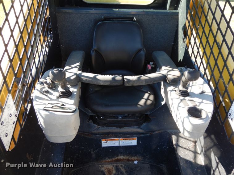 image for item DI8635 2017 Yanmar T175-1  tracked skid steer loader