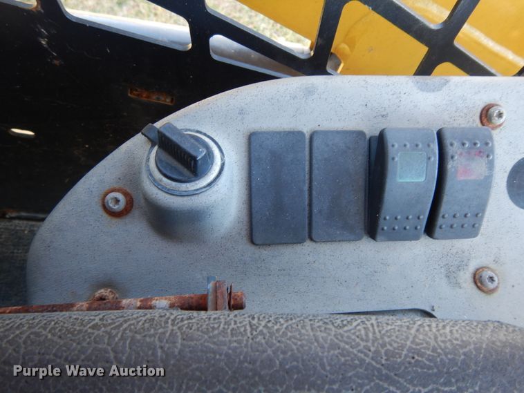 image for item DI8635 2017 Yanmar T175-1  tracked skid steer loader