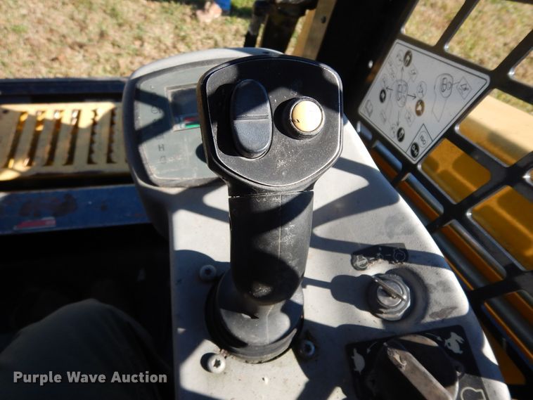 image for item DI8635 2017 Yanmar T175-1  tracked skid steer loader