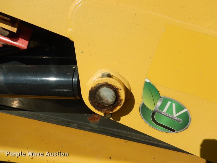 image for item DI8635 2017 Yanmar T175-1  tracked skid steer loader