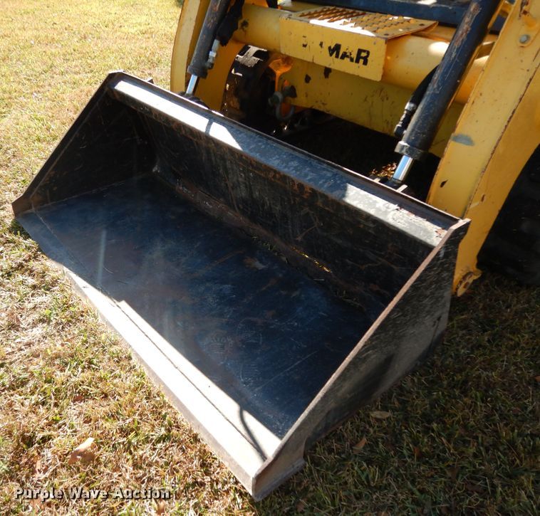 image for item DI8635 2017 Yanmar T175-1  tracked skid steer loader